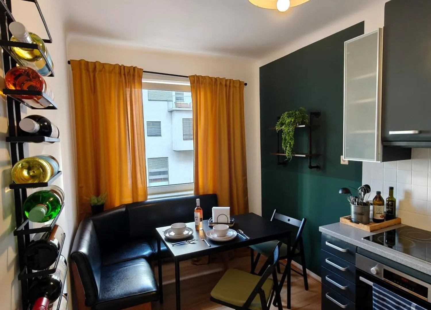 Metro-Station To Opera 1 Min Away Apartment Vienna Austria